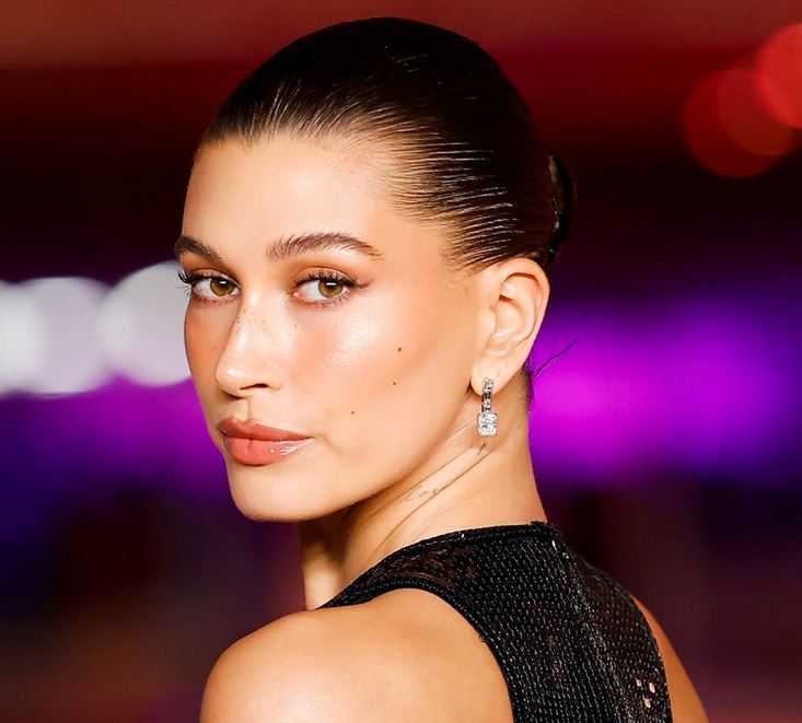 Hailey Bieber